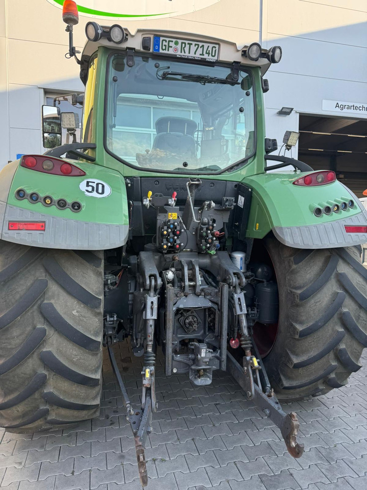 Fendt 718 Vario S4 ProfiPlus - Tracteur agricole: photos 2 Fendt 718 Vario S4 ProfiPlus - Tracteur agricole: photos 2