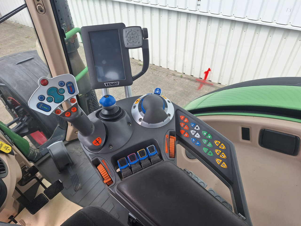 Fendt 720 Vario SCR Profi - Tracteur agricole: photos 5 Fendt 720 Vario SCR Profi - Tracteur agricole: photos 5