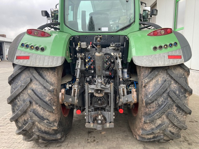 Tracteur agricole Fendt 722 Vario S4 ProfiPlus: photos 12