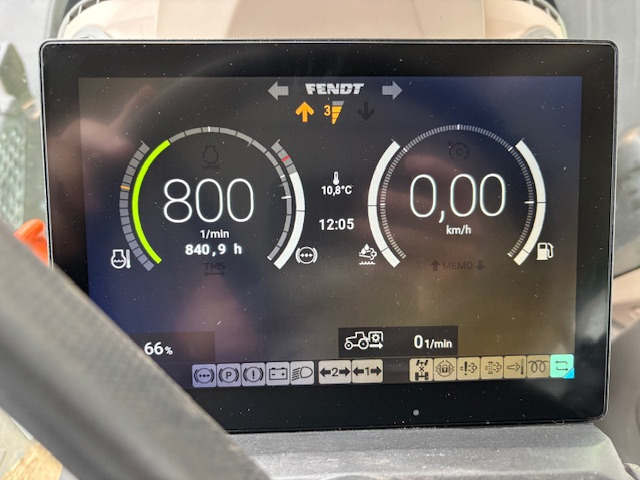Fendt 724 Vario Gen7 Profi Setting2 - Tracteur agricole: photos 2 Fendt 724 Vario Gen7 Profi Setting2 - Tracteur agricole: photos 2