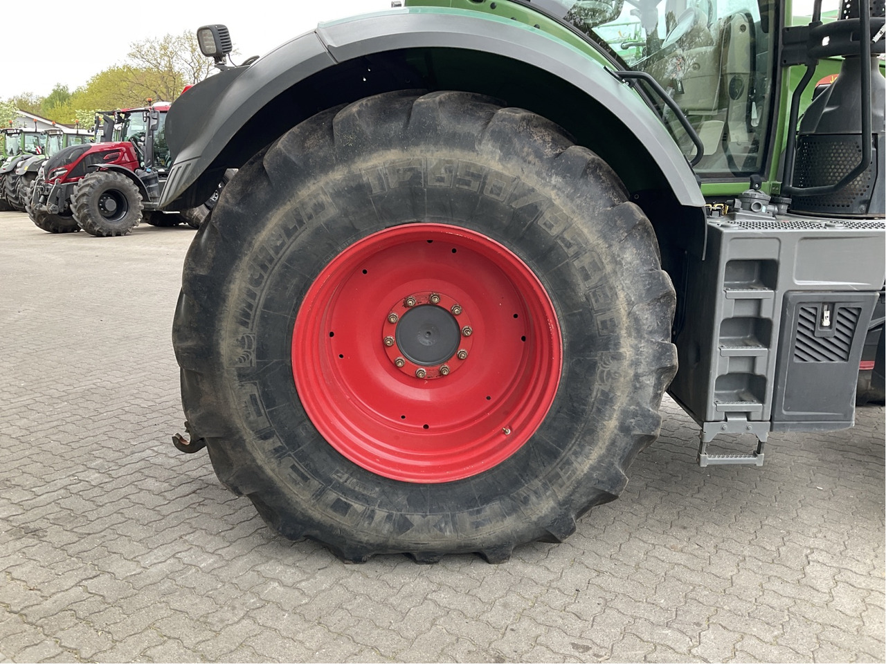 Fendt 826 Vario S4 - Tracteur agricole: photos 3 Fendt 826 Vario S4 - Tracteur agricole: photos 3
