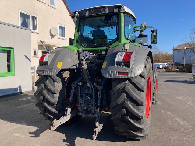 Tracteur agricole Fendt 826 Vario S4 Profi: photos 11