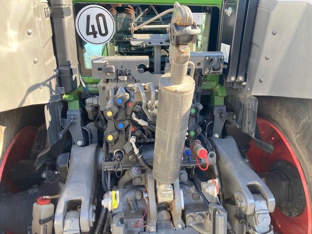 Tracteur agricole Fendt 826 Vario S4 Profi: photos 10