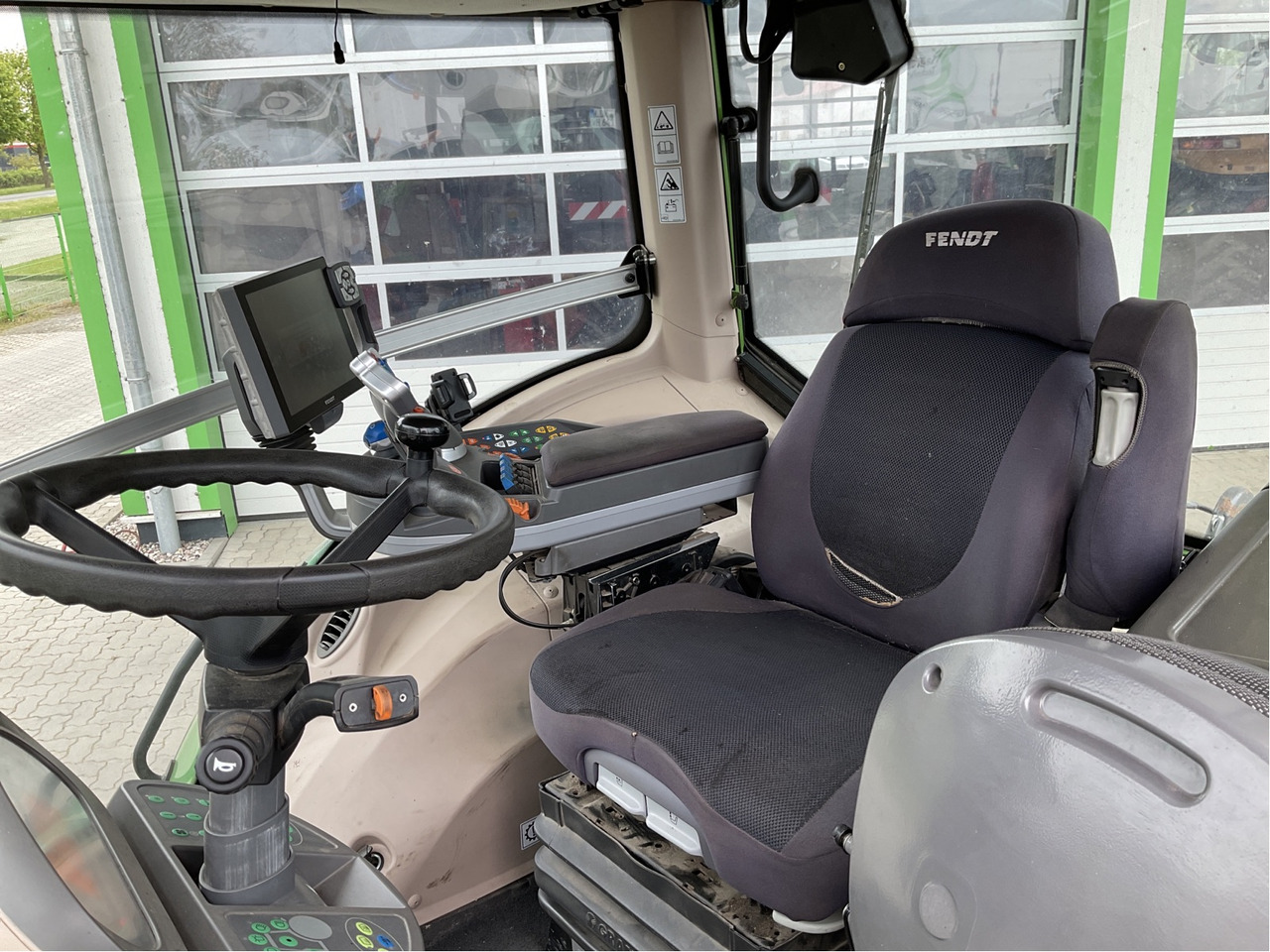 Fendt 826 Vario S4 ProfiPlus - Tracteur agricole: photos 2 Fendt 826 Vario S4 ProfiPlus - Tracteur agricole: photos 2