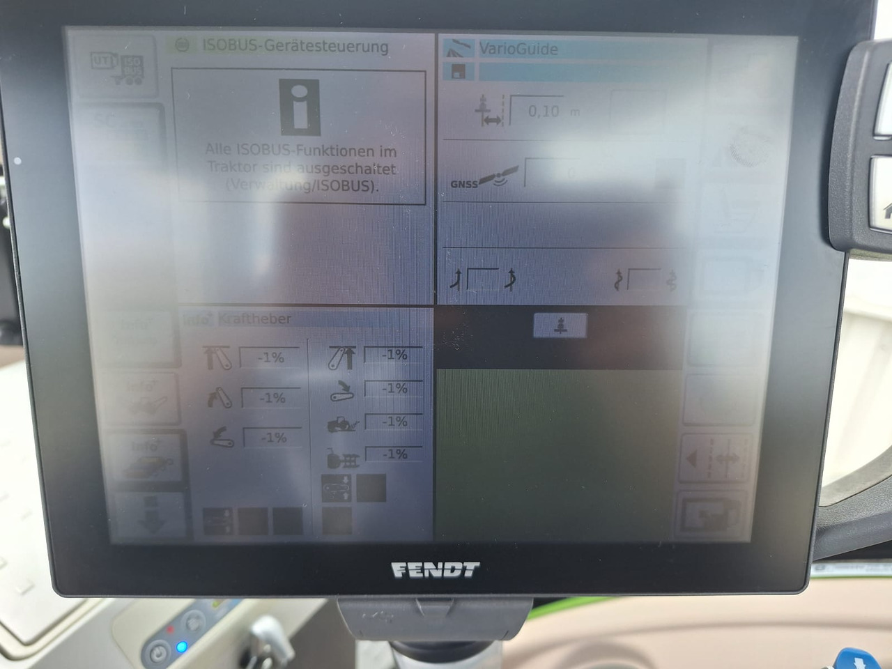 Fendt 828 Vario S4 ProfiPlus - Tracteur agricole: photos 4 Fendt 828 Vario S4 ProfiPlus - Tracteur agricole: photos 4