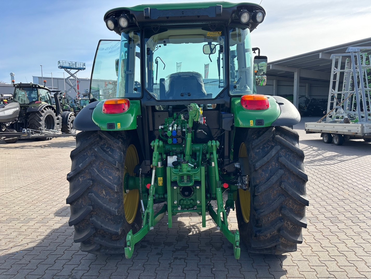 Tracteur agricole John Deere 5090 M: photos 6