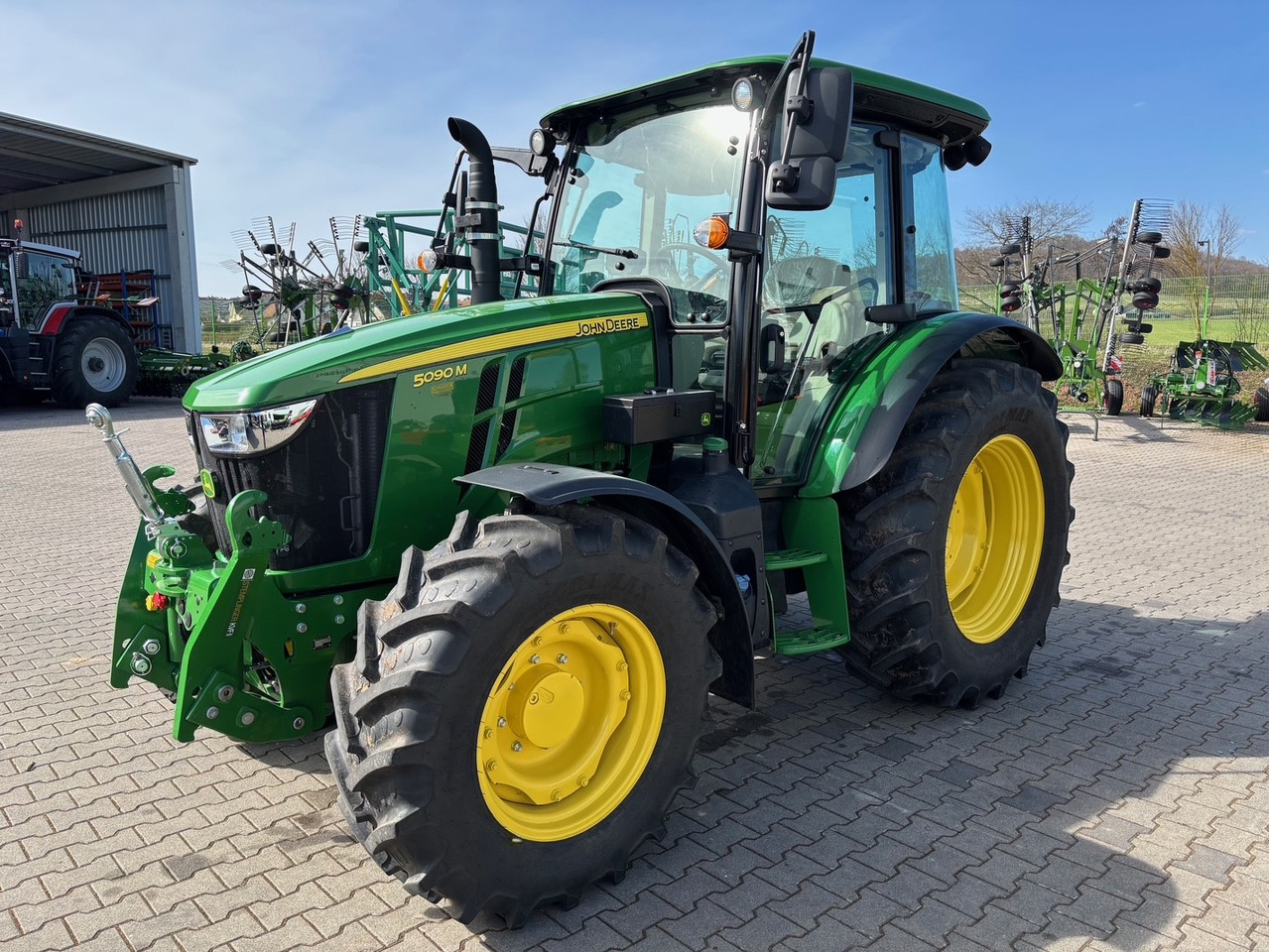 Tracteur agricole John Deere 5090 M: photos 7
