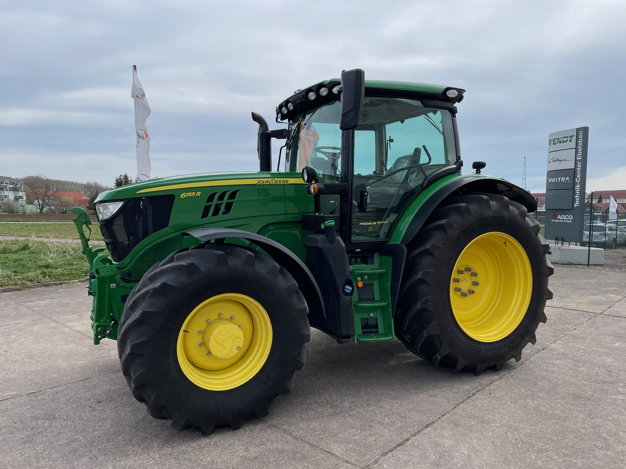 John Deere 6155R AutoPowr Premium Edition - Tracteur agricole: photos 1 John Deere 6155R AutoPowr Premium Edition - Tracteur agricole: photos 1