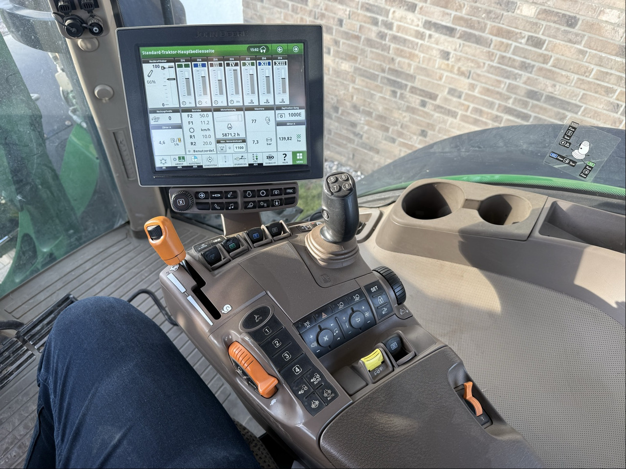 Tracteur agricole John Deere 7310R AutoPower: photos 11 Tracteur agricole John Deere 7310R AutoPower: photos 11