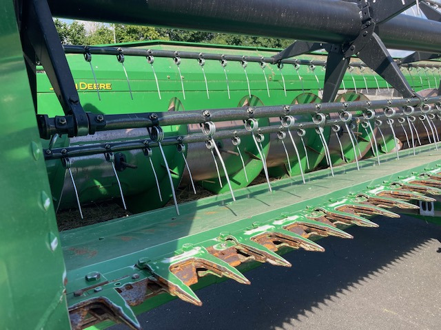 John Deere T660 Hilmaster - Moissonneuse-batteuse: photos 2 John Deere T660 Hilmaster - Moissonneuse-batteuse: photos 2