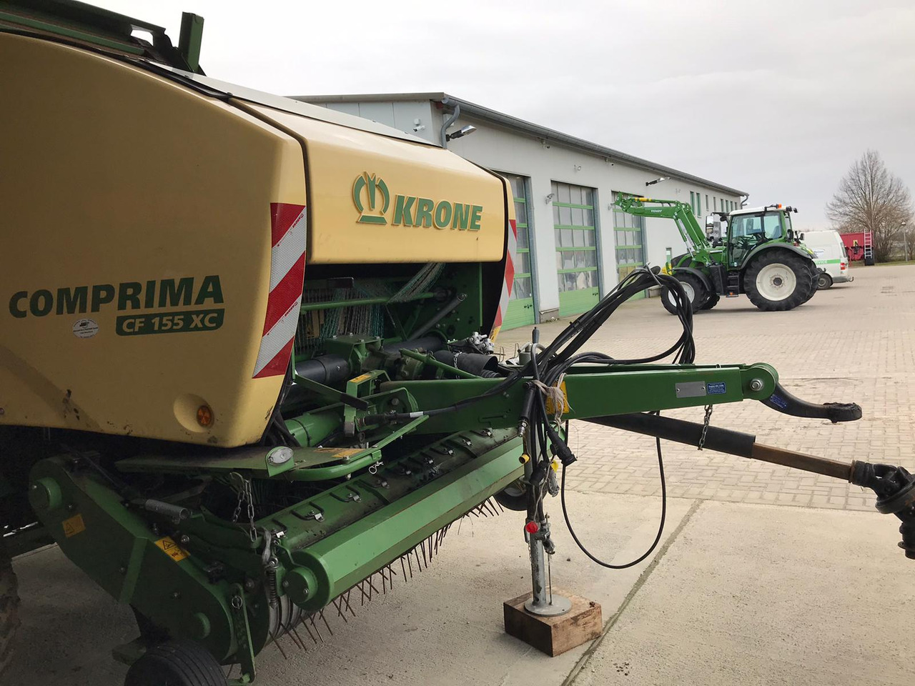 Krone Comprima CF 155 XC - Matériel de fenaison: photos 4 Krone Comprima CF 155 XC - Matériel de fenaison: photos 4
