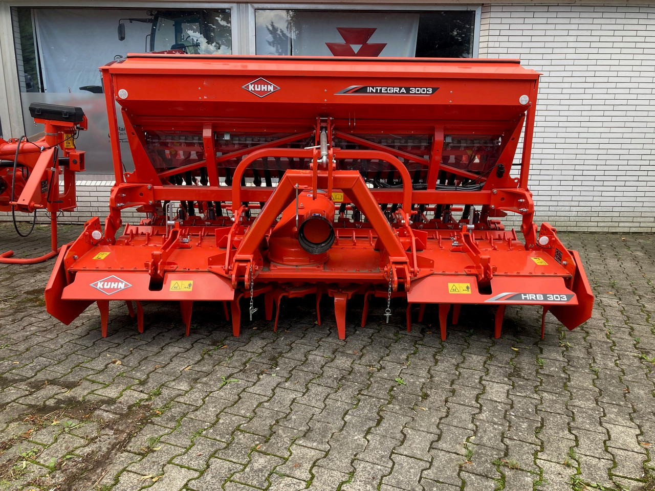 Kuhn Integra 3003 24 SD - Semoir: photos 1 Kuhn Integra 3003 24 SD - Semoir: photos 1