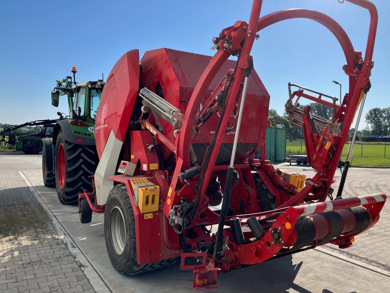Lely Welger RPC 245 Tornado - Matériel de fenaison: photos 3 Lely Welger RPC 245 Tornado - Matériel de fenaison: photos 3