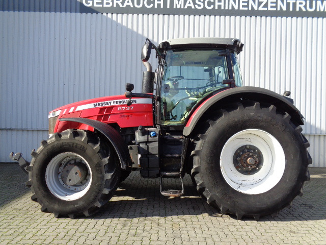 Massey Ferguson 8737 DVT Exclusive - Tracteur agricole: photos 1 Massey Ferguson 8737 DVT Exclusive - Tracteur agricole: photos 1