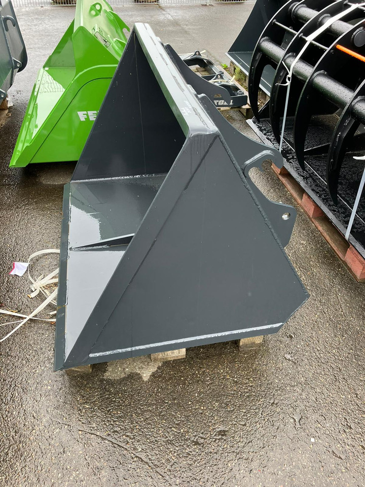 Schäffer Leichtgutschaufel 1,30 m 640 - Matériel d'élevage: photos 2 Schäffer Leichtgutschaufel 1,30 m 640 - Matériel d'élevage: photos 2