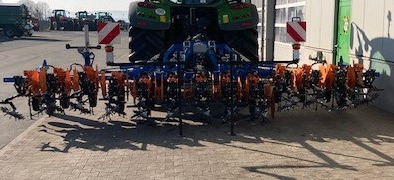 Matériel betteravier neuf Schmotzer Hacktechnik KPP FH 12*45: photos 6