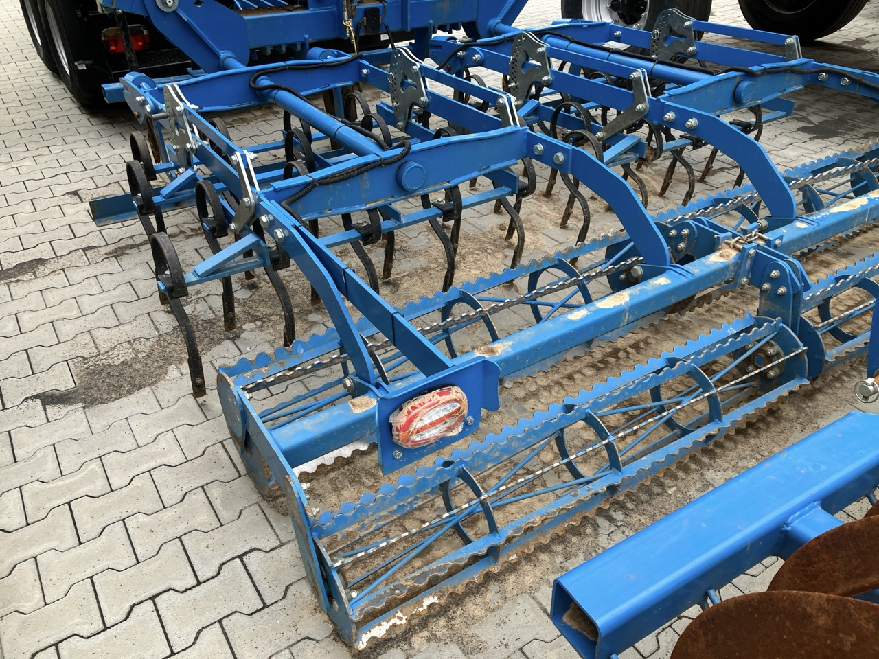 Tigges Saatbettkombi 6m hydr. - Herse: photos 4 Tigges Saatbettkombi 6m hydr. - Herse: photos 4