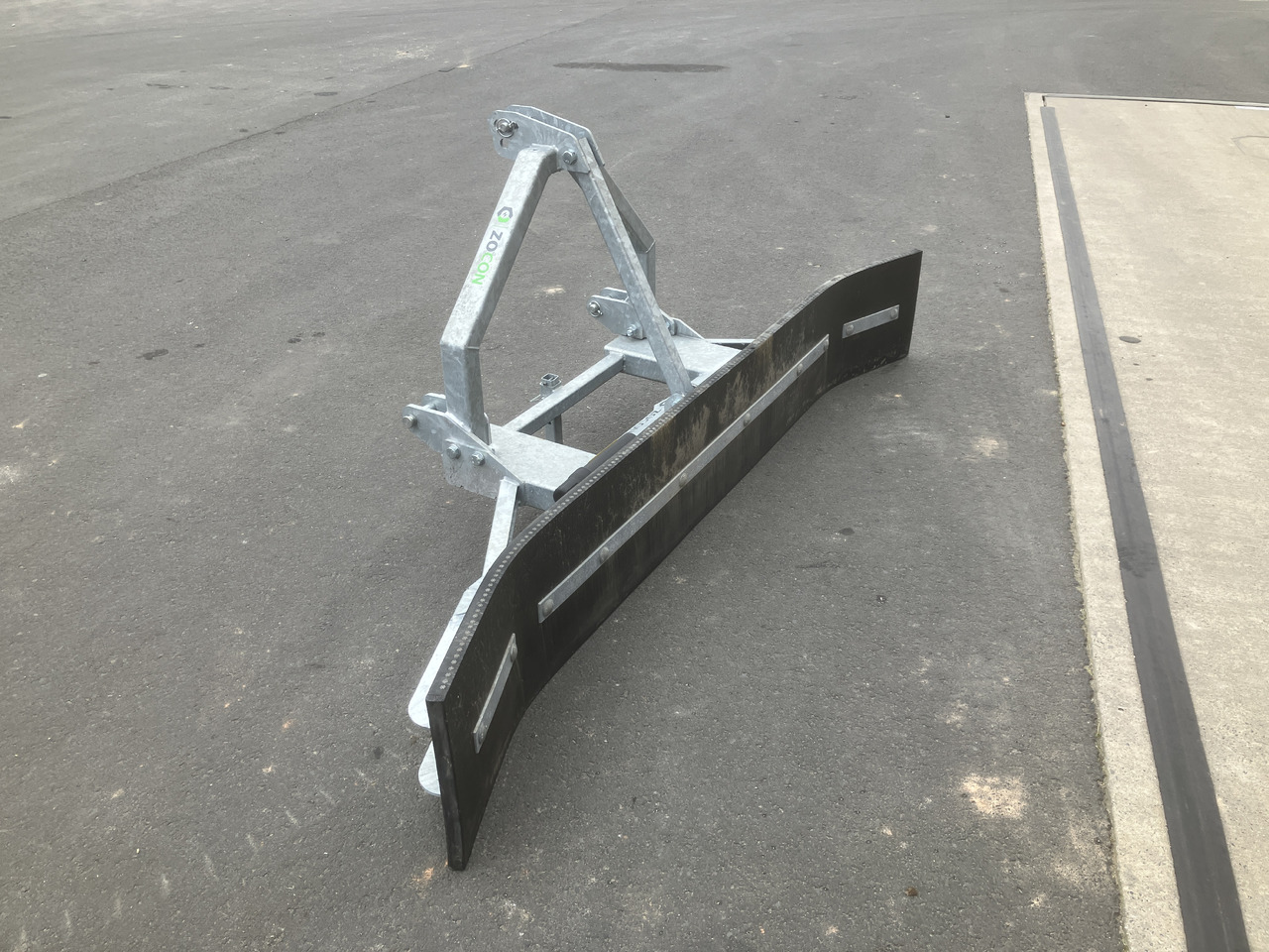 Zocon Gummischieber 270 Dreip Budget - Matériel d'élevage: photos 1 Zocon Gummischieber 270 Dreip Budget - Matériel d'élevage: photos 1