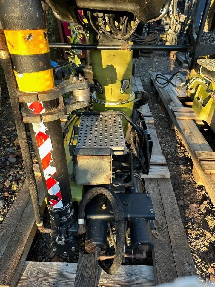 Grue auxiliaire Loglift F150 Z80: photos 10