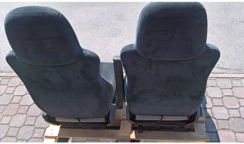 DAF XF 95 XF 105 CF 85 CF 75 - Siège pour Camion: photos 2 DAF XF 95 XF 105 CF 85 CF 75 - Siège pour Camion: photos 2