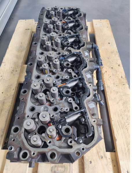 DAF XF105 E5 1 SENSOR oe1695612 / 1687132 - Bloc-cylindres pour Camion: photos 4 DAF XF105 E5 1 SENSOR oe1695612 / 1687132 - Bloc-cylindres pour Camion: photos 4