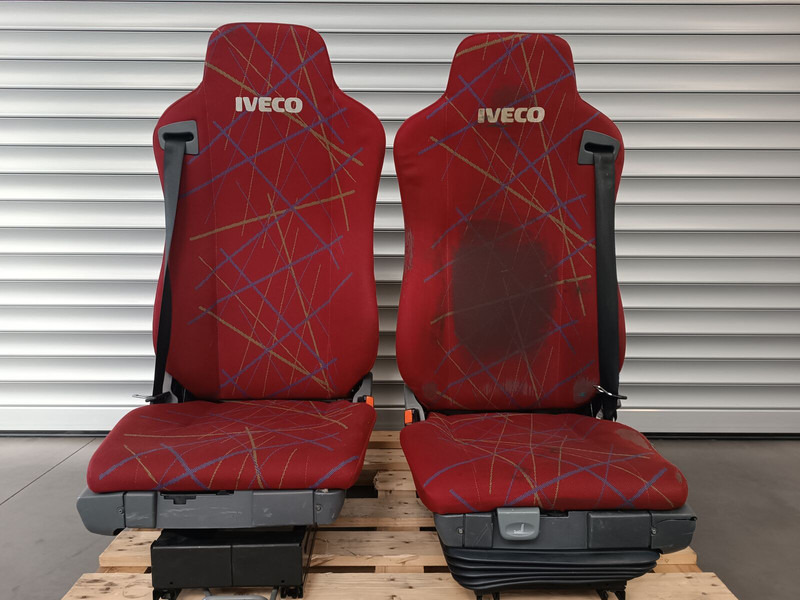 Iveco Eurostar, Eurotech, Eurotrakker - Siège pour Camion: photos 2 Iveco Eurostar, Eurotech, Eurotrakker - Siège pour Camion: photos 2