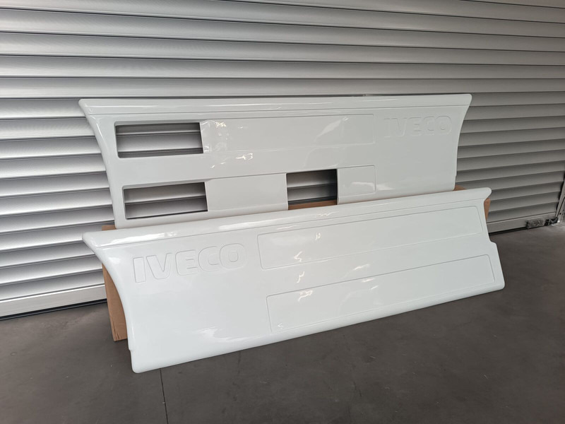 Iveco Fairings - Sideskirts - Pare-chocs pour Camion: photos 3 Iveco Fairings - Sideskirts - Pare-chocs pour Camion: photos 3