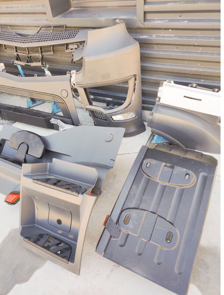 Mercedes-Benz ACTROS AROCS ANTOS MP4 EURO 5 EURO 6 - Pare-chocs pour Camion: photos 5 Mercedes-Benz ACTROS AROCS ANTOS MP4 EURO 5 EURO 6 - Pare-chocs pour Camion: photos 5