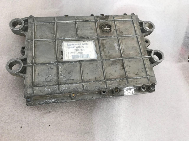 Mercedes-Benz PLD - Bloc de gestion pour Camion: photos 2 Mercedes-Benz PLD - Bloc de gestion pour Camion: photos 2