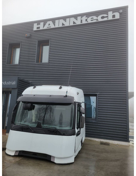 Renault T High / T-High - Cabine et intérieur pour Camion: photos 5 Renault T High / T-High - Cabine et intérieur pour Camion: photos 5