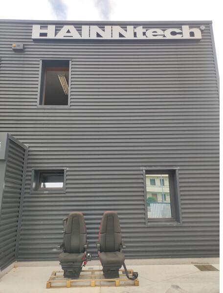 Volvo FH4 - FH13 FH16 - Siège pour Camion: photos 1 Volvo FH4 - FH13 FH16 - Siège pour Camion: photos 1