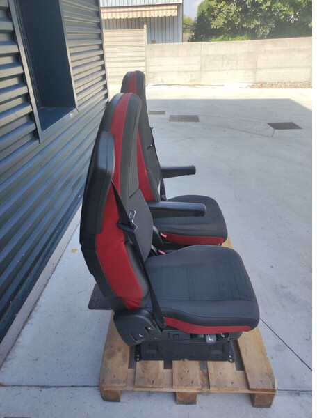 Volvo driver + passenger - Siège pour Camion: photos 5 Volvo driver + passenger - Siège pour Camion: photos 5