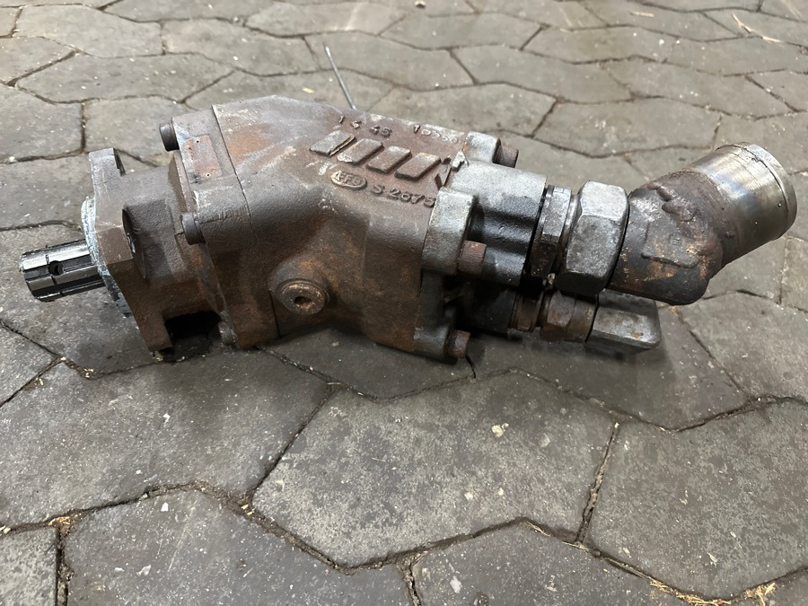 HYDRAULIC PUMP - Hydraulique pour Camion: photos 2 HYDRAULIC PUMP - Hydraulique pour Camion: photos 2