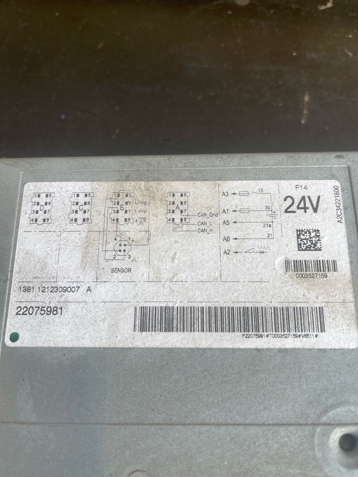 RENAULT TACHO 7422075981 - Cabine et intérieur pour Camion: photos 2 RENAULT TACHO 7422075981 - Cabine et intérieur pour Camion: photos 2