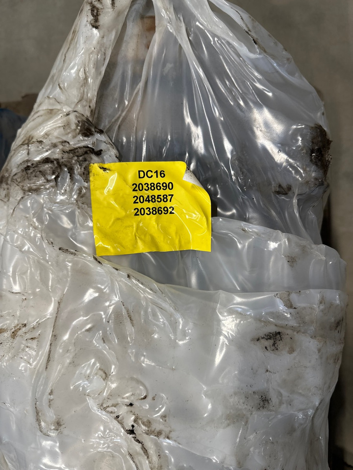 SCANIA CRANKSHAFT 2038690 DC16 - Moteur et pièces pour Camion: photos 1 SCANIA CRANKSHAFT 2038690 DC16 - Moteur et pièces pour Camion: photos 1