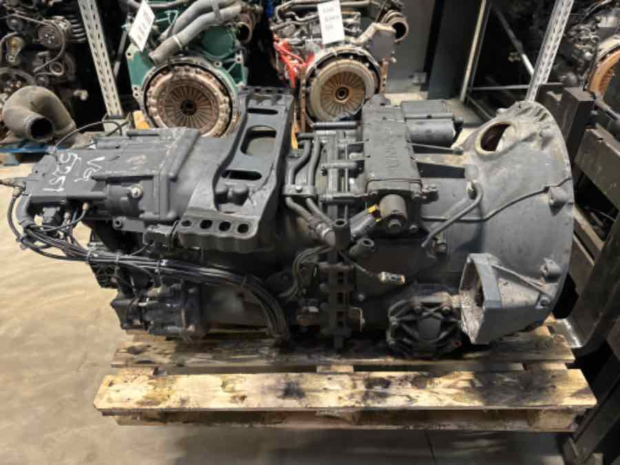 SCANIA GEARBOX GRSO925 TMS2 // 2870610 - Boîte de vitesse pour Camion: photos 3 SCANIA GEARBOX GRSO925 TMS2 // 2870610 - Boîte de vitesse pour Camion: photos 3