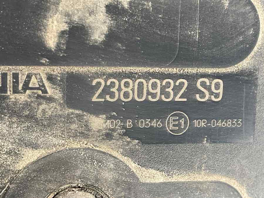 SCANIA REAR LAMP LED 2380932 - Lumière/ Éclairage pour Camion: photos 3 SCANIA REAR LAMP LED 2380932 - Lumière/ Éclairage pour Camion: photos 3