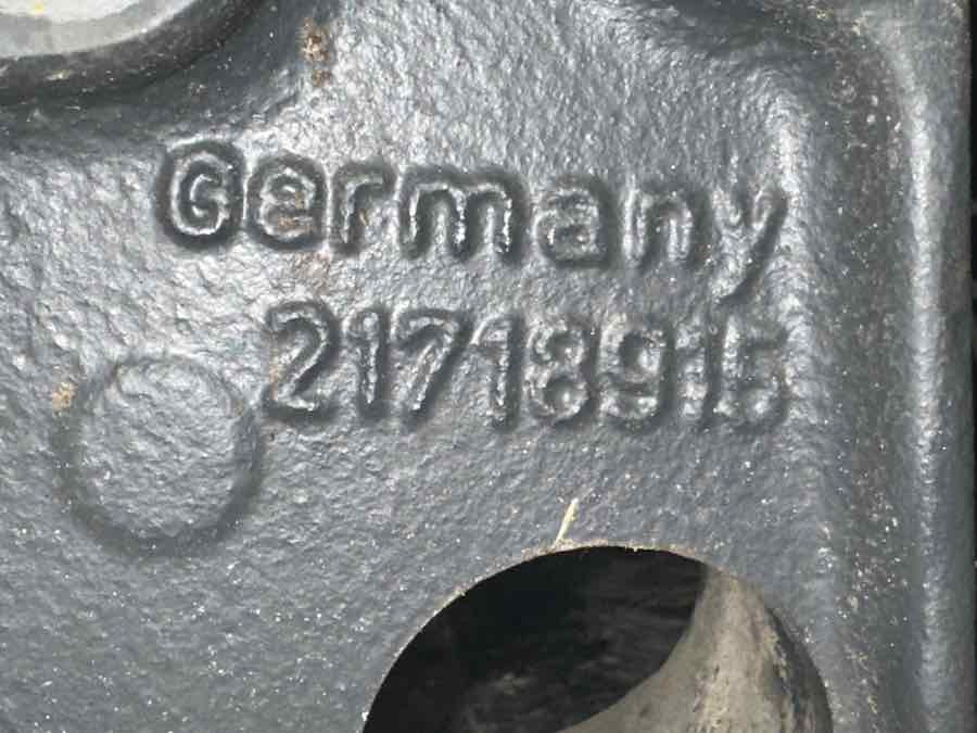 VOLVO BRACKET 21718915 - Carrosserie et extérieur pour Camion: photos 3 VOLVO BRACKET 21718915 - Carrosserie et extérieur pour Camion: photos 3