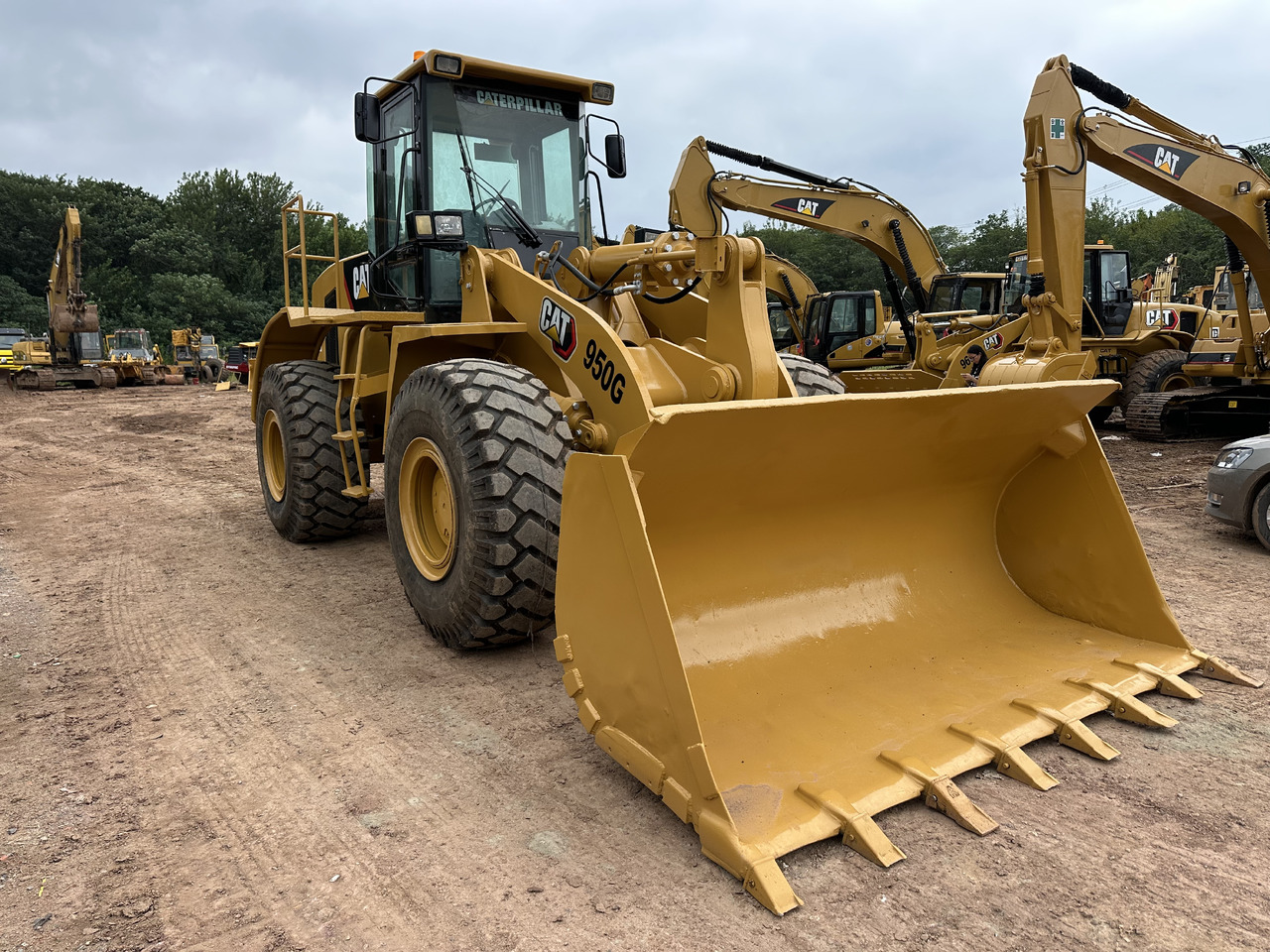 CAT 950G - Chargeuse sur pneus: photos 1 CAT 950G - Chargeuse sur pneus: photos 1