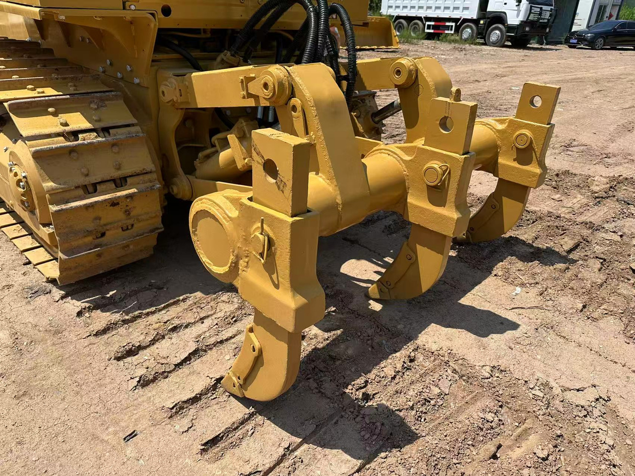 CAT D6G bulldozer - Bulldozer: photos 4 CAT D6G bulldozer - Bulldozer: photos 4