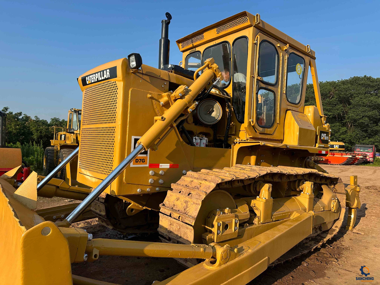 Bulldozer CAT D7G: photos 10