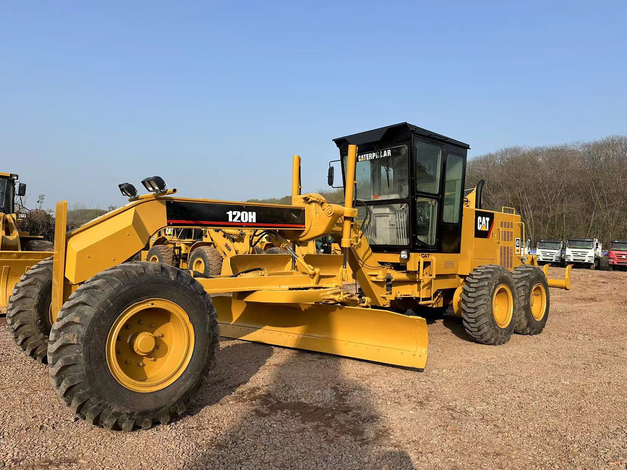 CATERPILLAR 120H - Niveleuse: photos 2 CATERPILLAR 120H - Niveleuse: photos 2