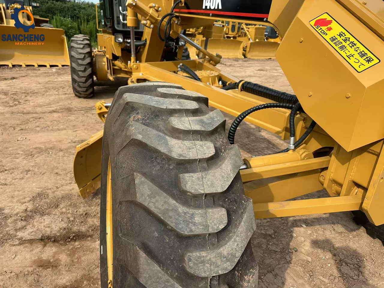 Niveleuse CATERPILLAR 140K motor grader: photos 8 Niveleuse CATERPILLAR 140K motor grader: photos 8