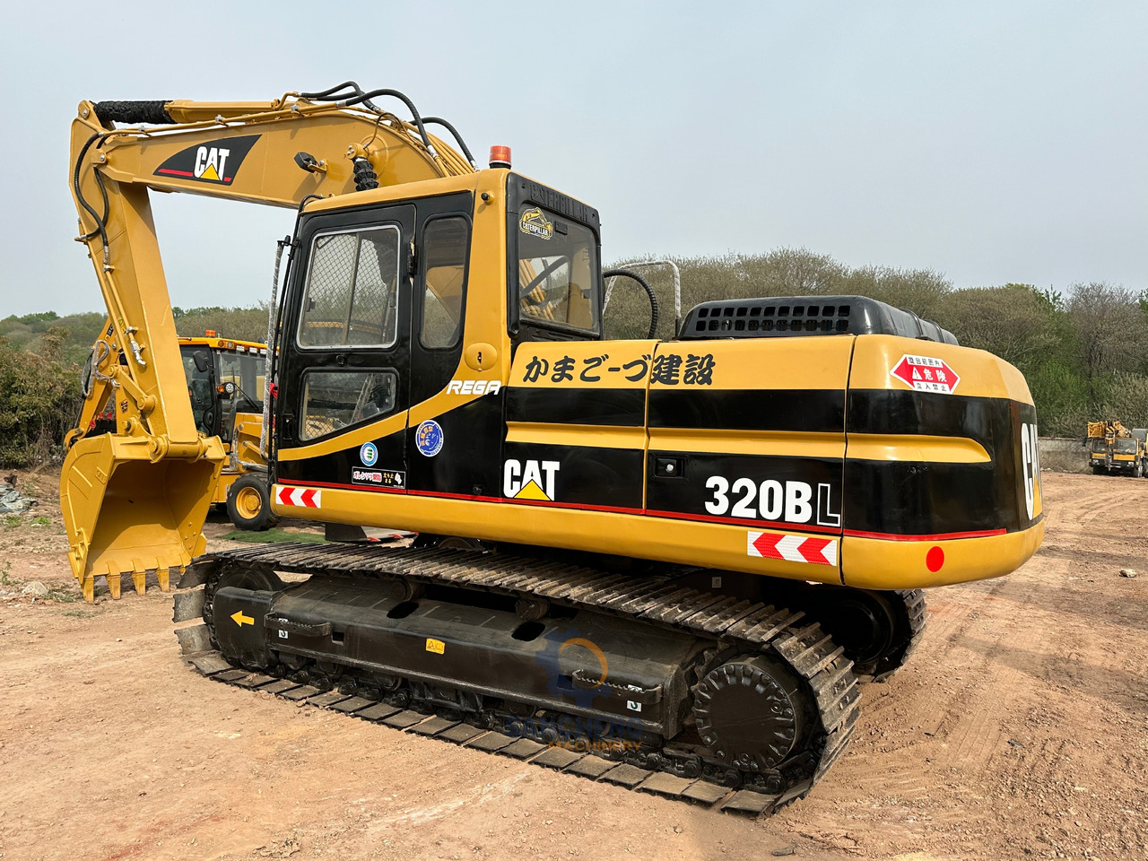 CATERPILLAR 320BL - Pelle sur chenille: photos 3 CATERPILLAR 320BL - Pelle sur chenille: photos 3