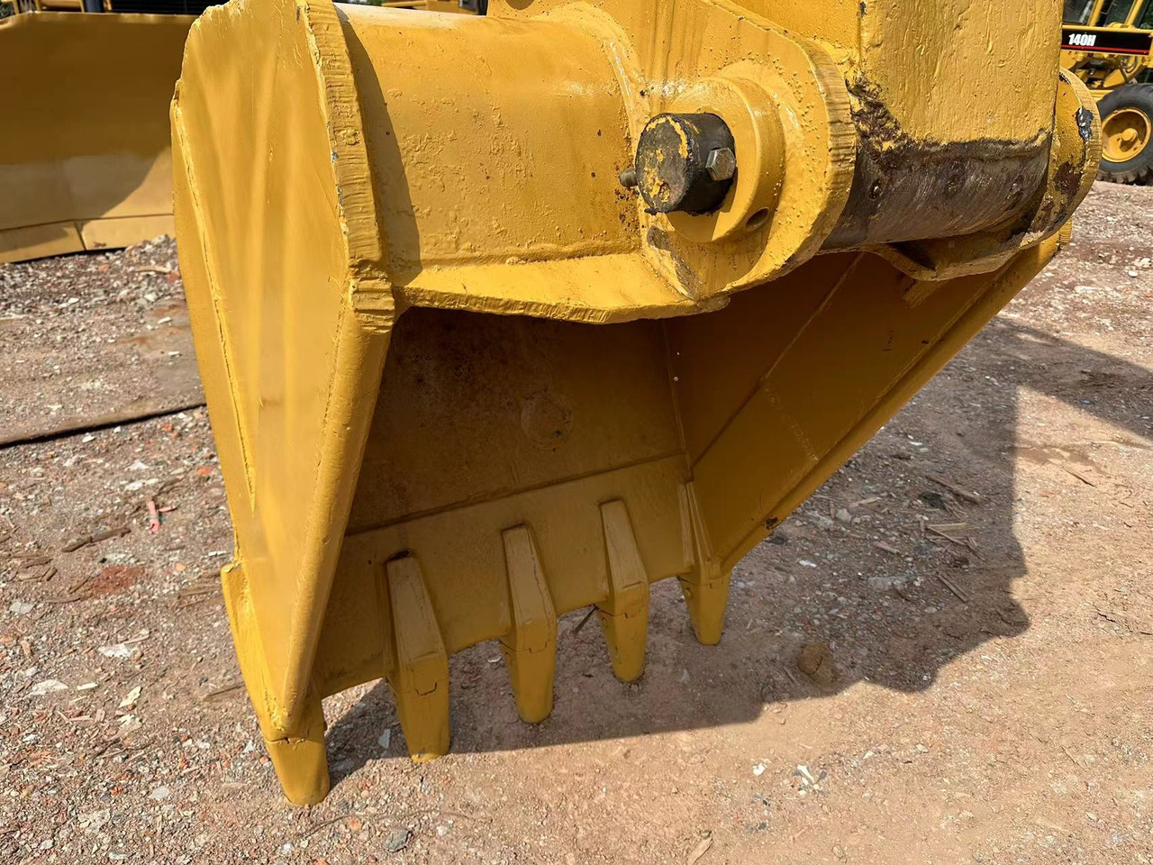 Pelle CATERPILLAR 320BL excavator: photos 9 Pelle CATERPILLAR 320BL excavator: photos 9