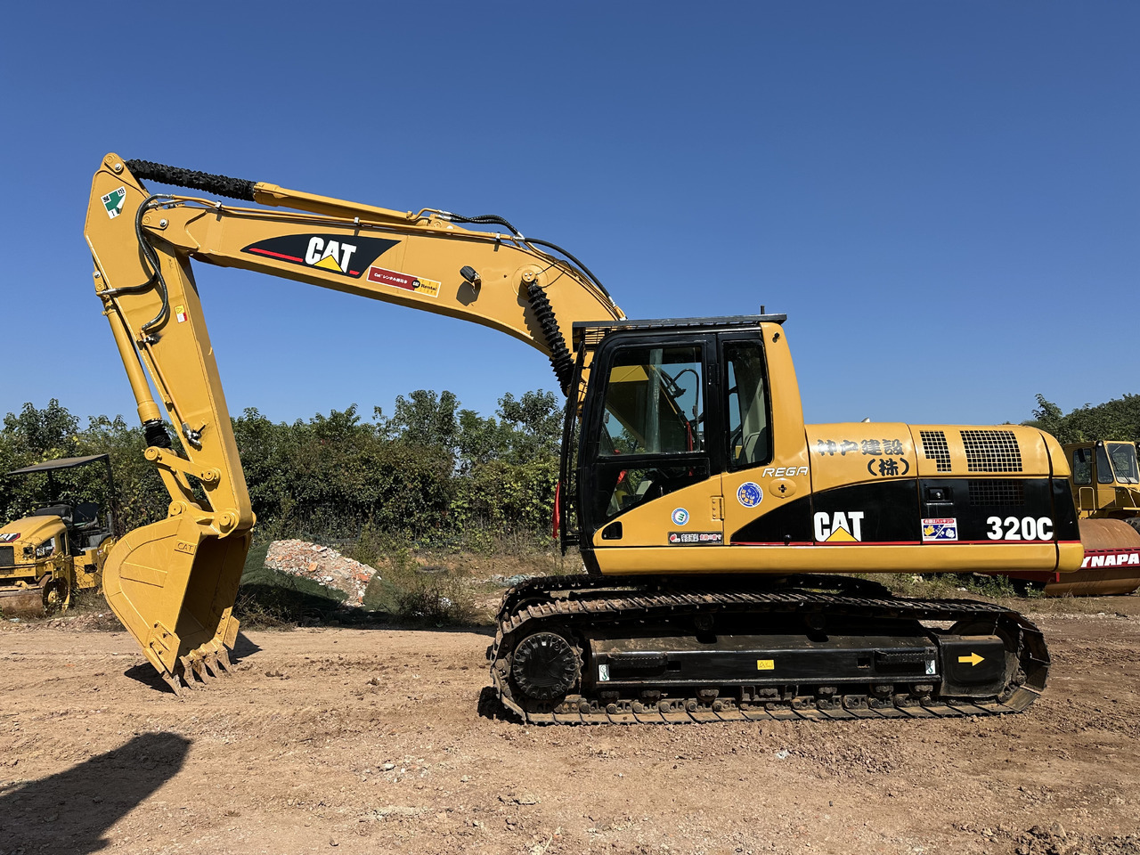 CATERPILLAR 320CL - Pelle sur chenille: photos 2 CATERPILLAR 320CL - Pelle sur chenille: photos 2