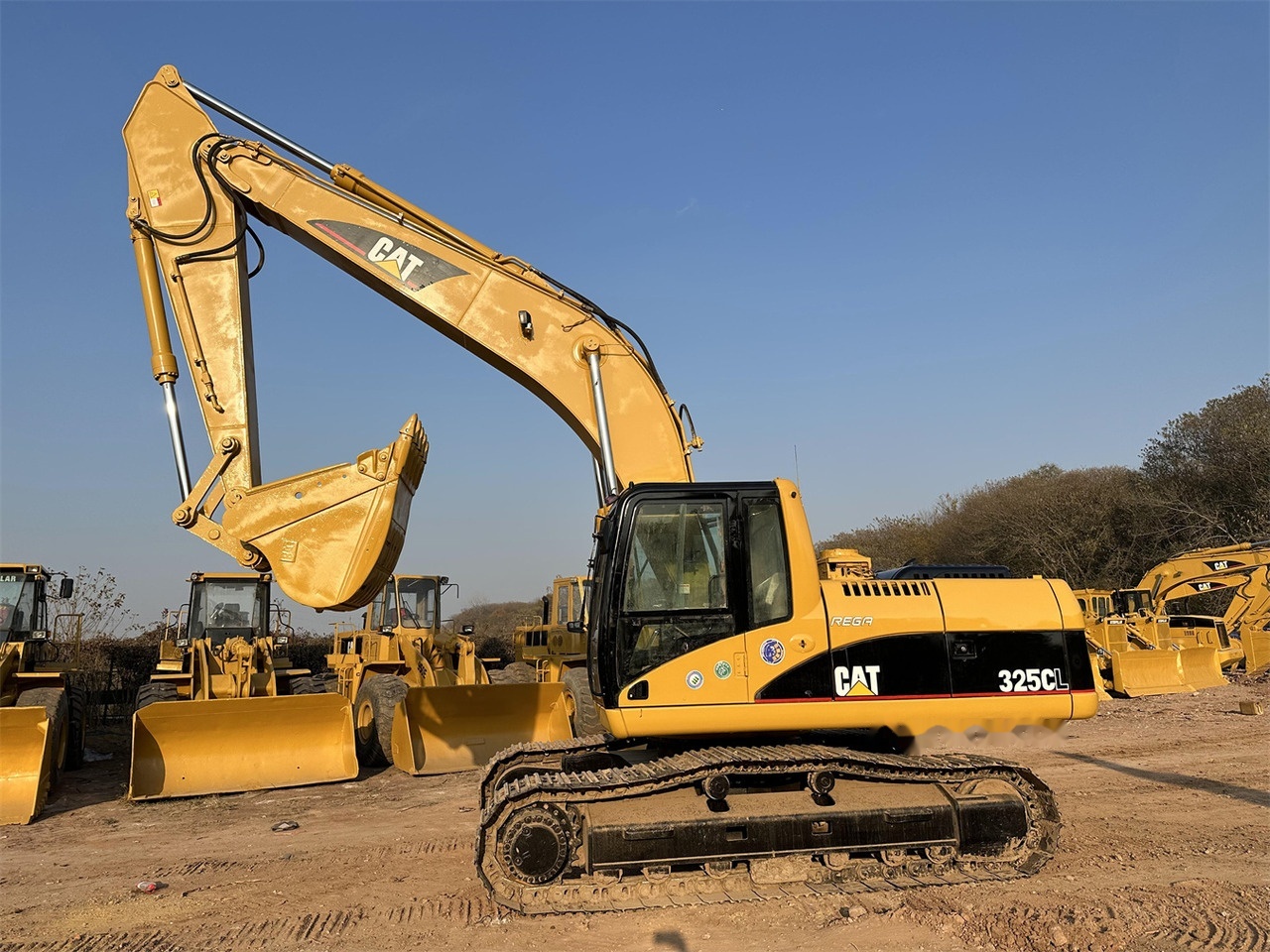 CATERPILLAR 325CL - Pelle sur chenille: photos 3 CATERPILLAR 325CL - Pelle sur chenille: photos 3