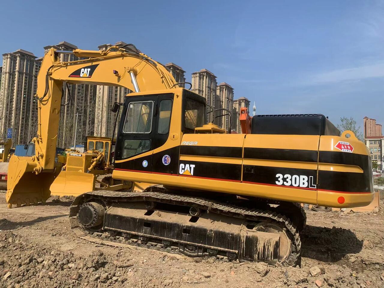 CATERPILLAR 330BL - Pelle sur chenille: photos 5 CATERPILLAR 330BL - Pelle sur chenille: photos 5