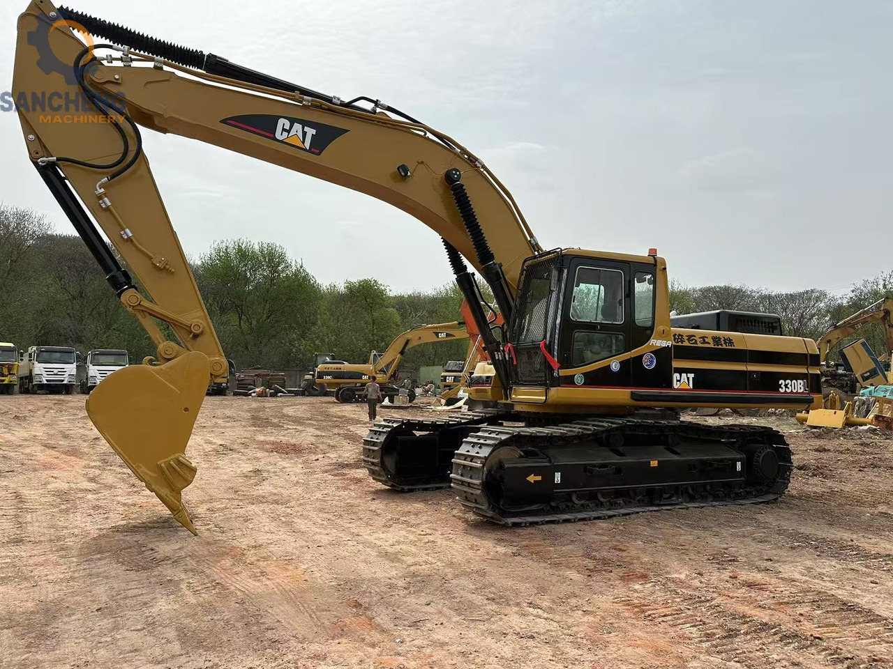 CATERPILLAR 330BL - Pelle: photos 3 CATERPILLAR 330BL - Pelle: photos 3