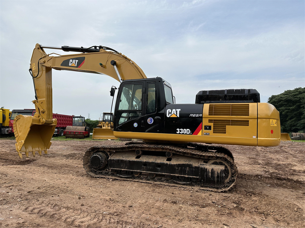 Pelle sur chenille CATERPILLAR 330DL: photos 8